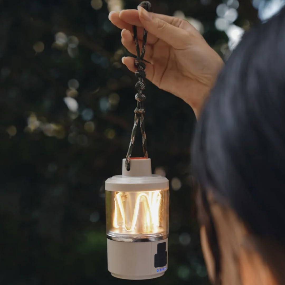 Multifunctional-Camping-Light-Rechargeable-LED-Lantern-Power-Bank-3